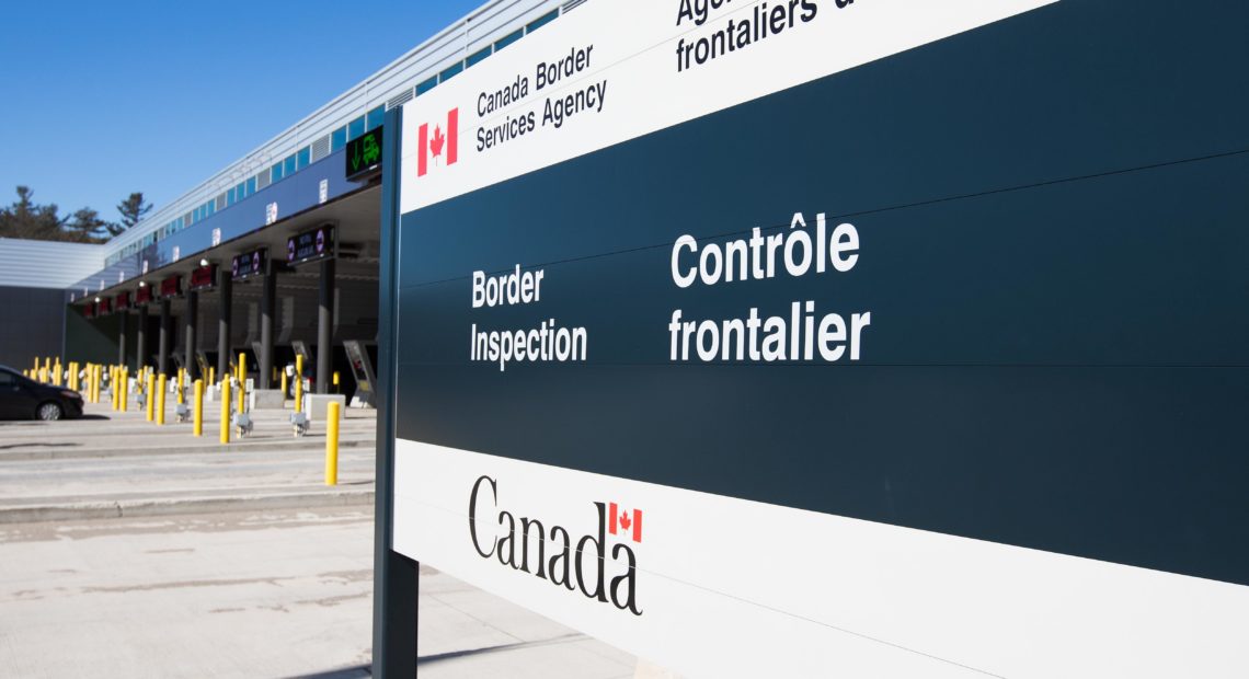 U.S. - Canada border crossing in Ontario