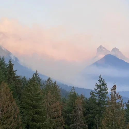 A view of the Bolt Creek Fire from Heybrook Lookout.