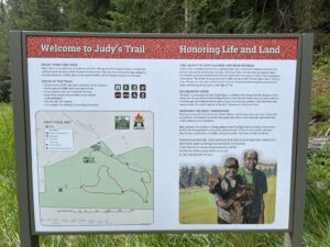 A kiosk at the trailhead provides useful information to visitors. (Credit: Phineas Pope / NWPB)