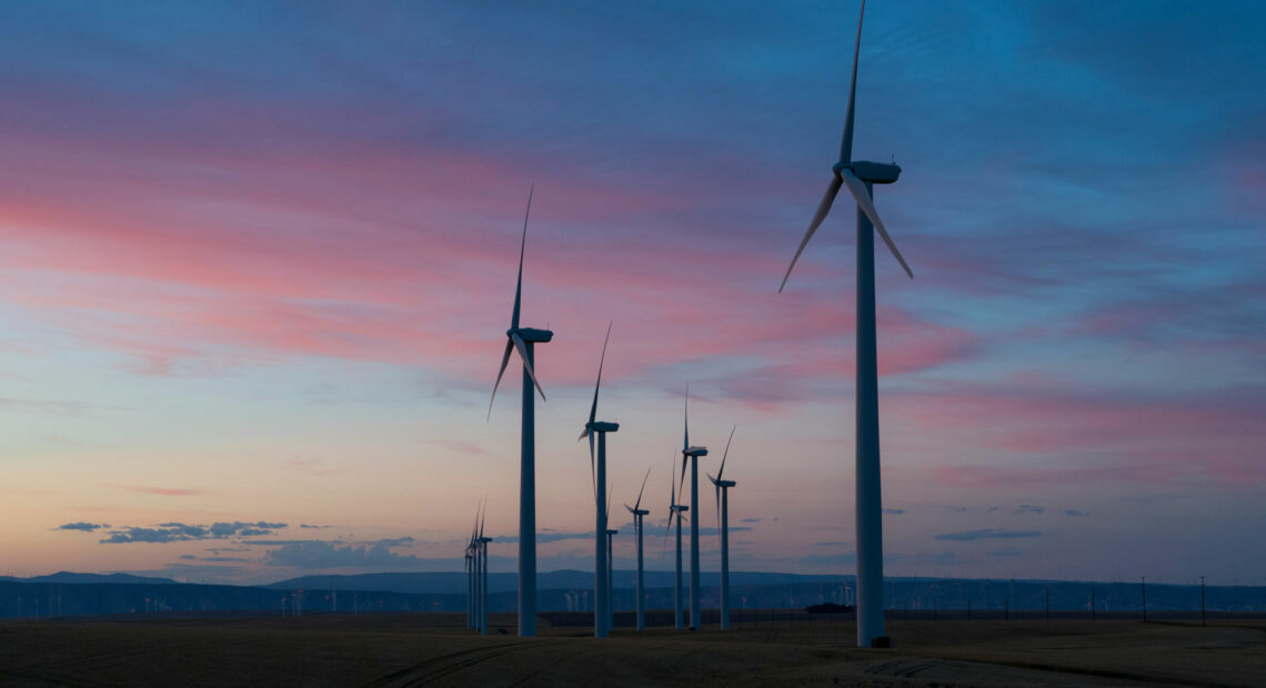 Wind farm in Oregon. (Credit: Dan Meyers / Unsplash).